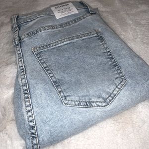 Light Wash Jeans
